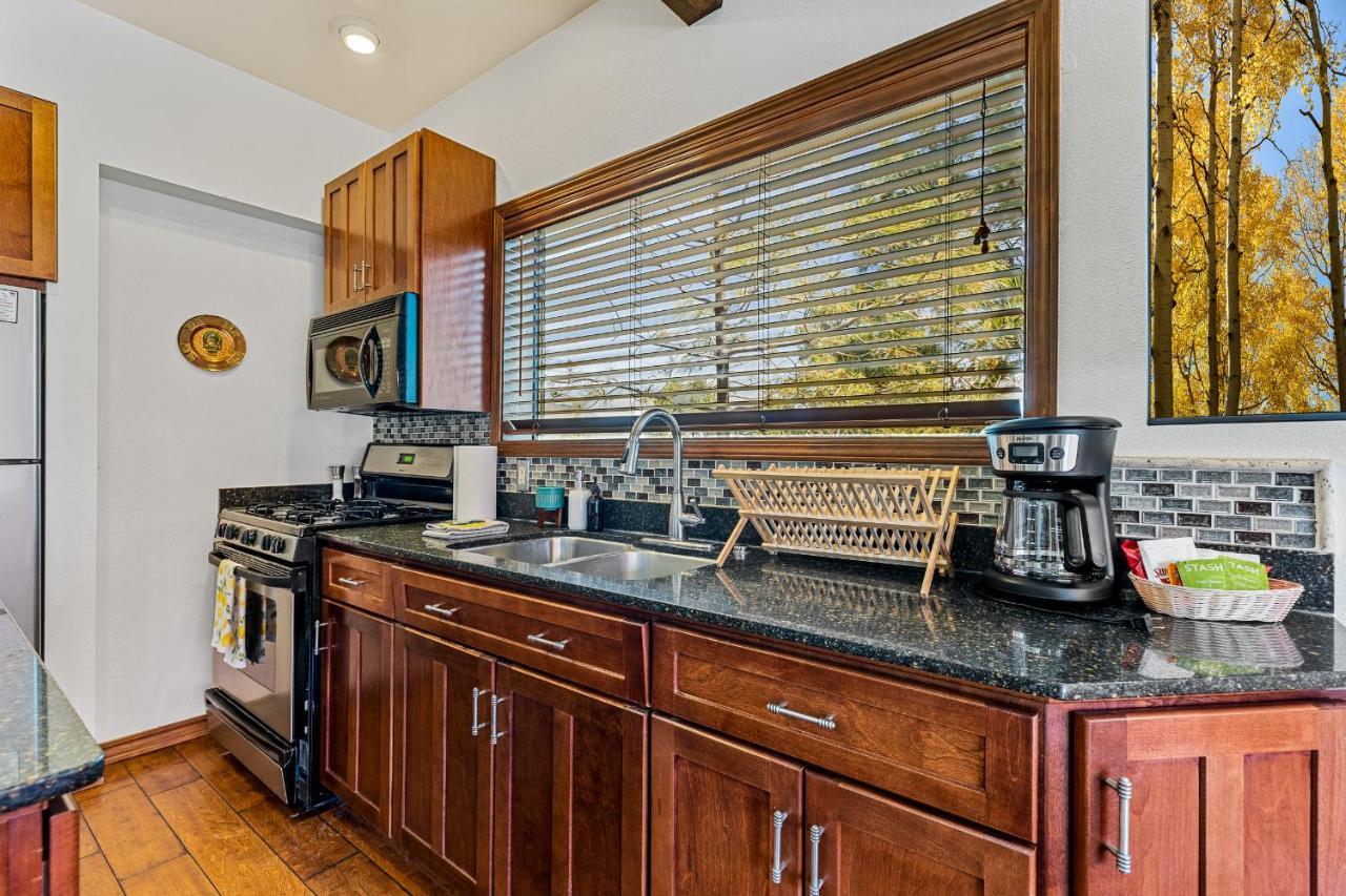 Delightful 1 Bdrm Country Club Retreat With Mt Elden Views! Villa Flagstaff Exterior photo